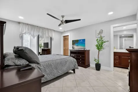 492 Piedmont Delray Beach FL 33484