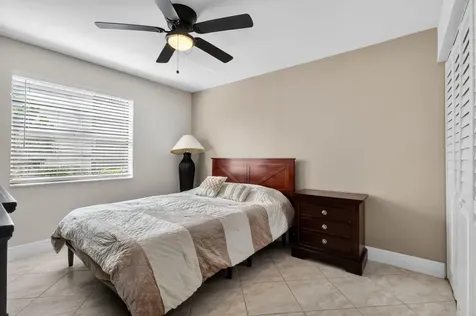 492 Piedmont Delray Beach FL 33484