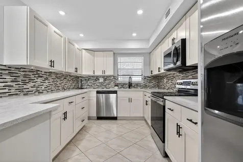 492 Piedmont Delray Beach FL 33484