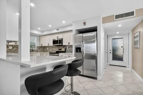 492 Piedmont Delray Beach FL 33484