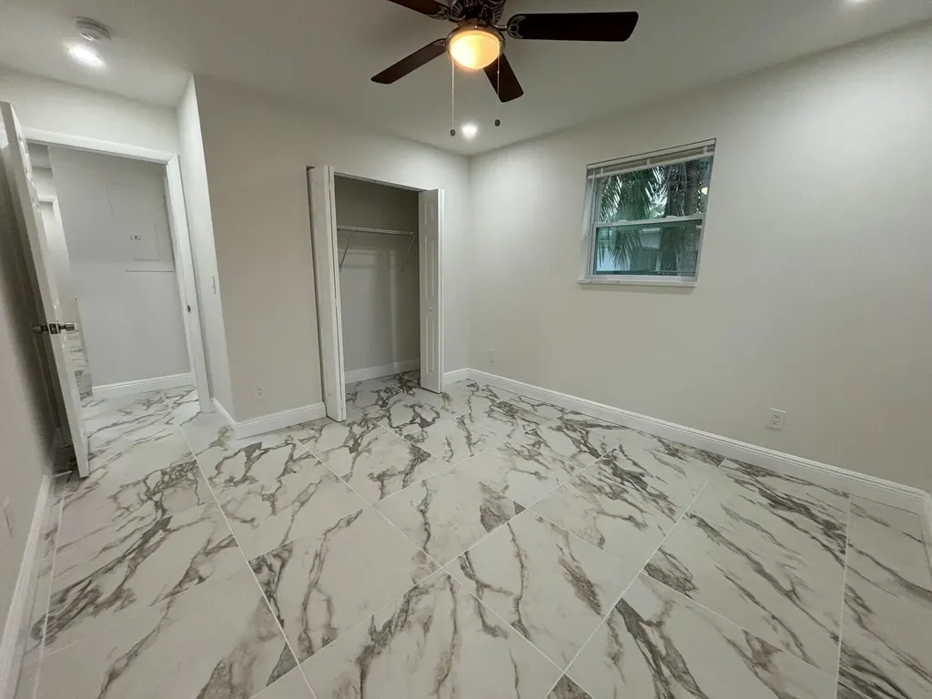 800 SW 7th Street Hallandale Beach FL 33009