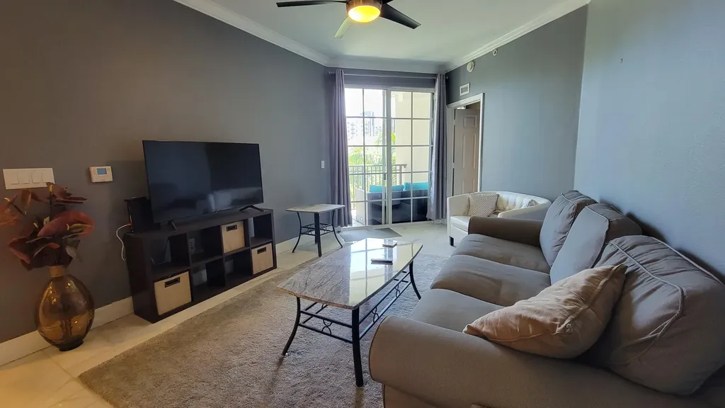 533 NE 3rd Avenue Fort Lauderdale FL 33301