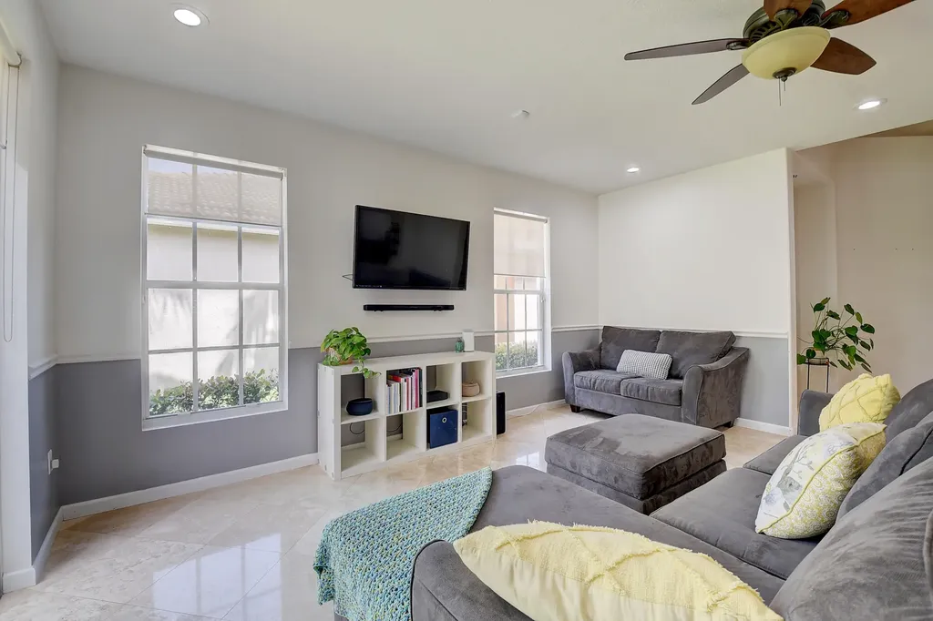 1489 E Bexley Park Drive Delray Beach FL 33445