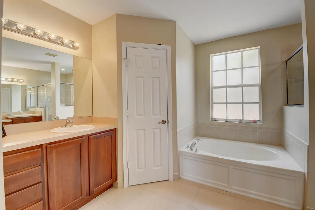 1489 E Bexley Park Drive Delray Beach FL 33445