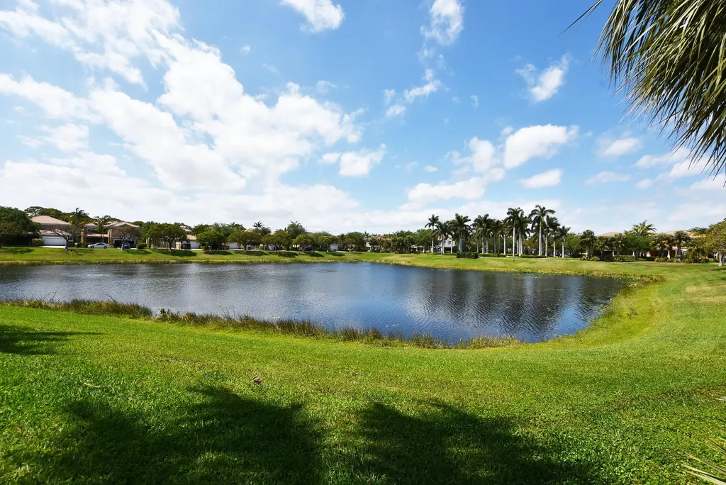 1489 E Bexley Park Drive Delray Beach FL 33445