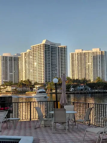 3113 S Ocean Drive Hallandale Beach FL 33009
