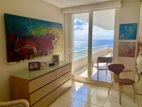 5540 N Ocean Drive Riviera Beach FL 33404