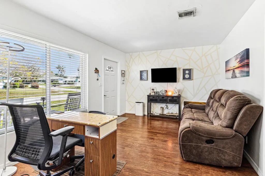 1603 Crest Drive Lake Worth FL 33461