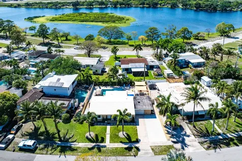 1603 Crest Drive Lake Worth FL 33461