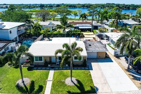 1603 Crest Drive Lake Worth FL 33461