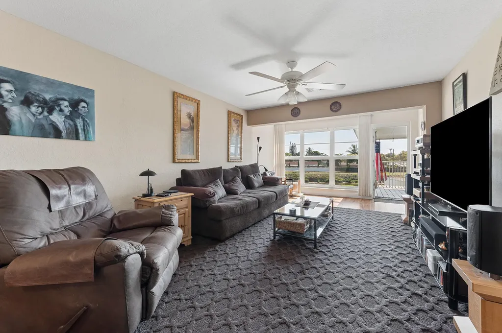 1060 Citrus Way Delray Beach FL 33445
