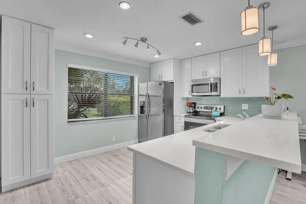1737 Palmland Drive Boynton Beach FL 33436