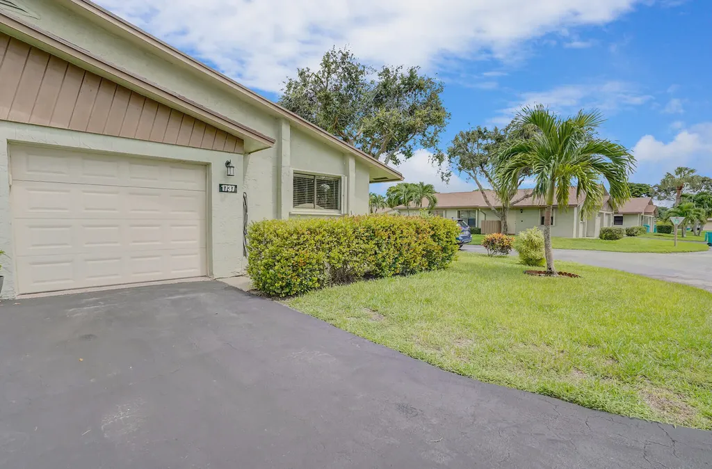 1737 Palmland Drive Boynton Beach FL 33436