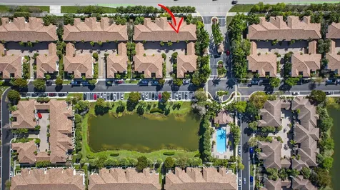 4718 Monarch Way Coconut Creek FL 33073