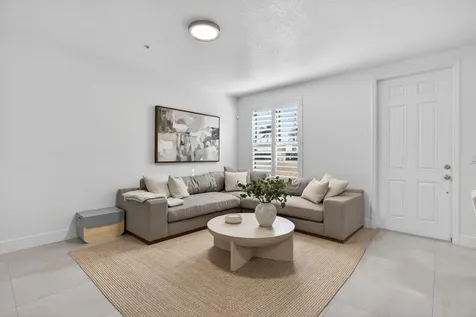 4718 Monarch Way Coconut Creek FL 33073