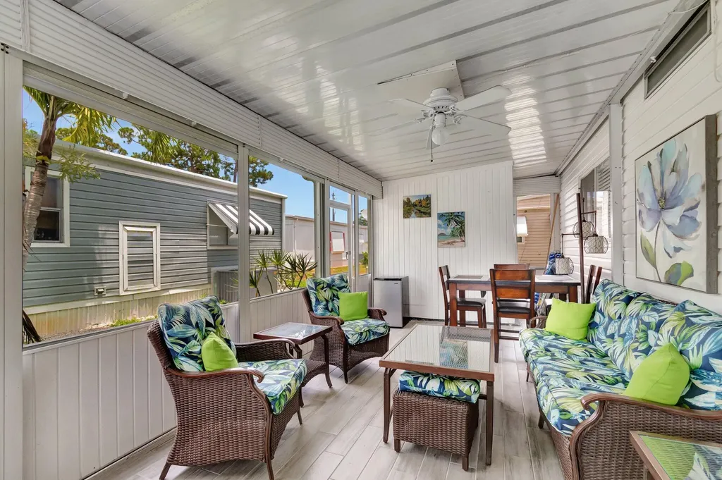 14001 Kingston Bay Boynton Beach FL 33436