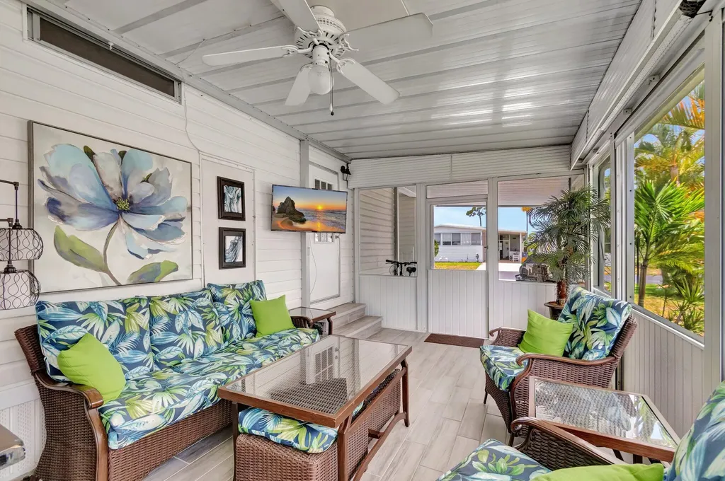 14001 Kingston Bay Boynton Beach FL 33436