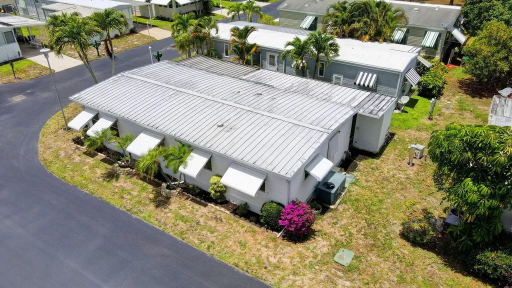 14001 Kingston Bay Boynton Beach FL 33436