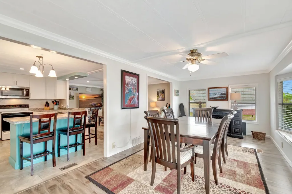 14001 Kingston Bay Boynton Beach FL 33436