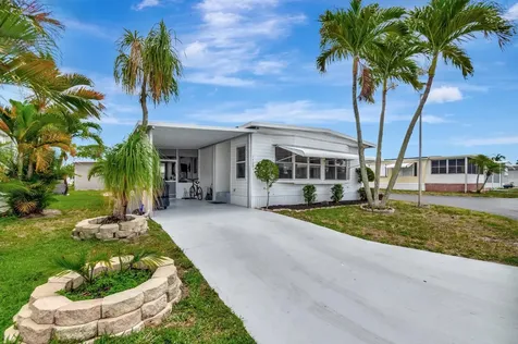 14001 Kingston Bay Boynton Beach FL 33436