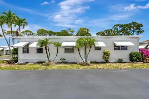 14001 Kingston Bay Boynton Beach FL 33436