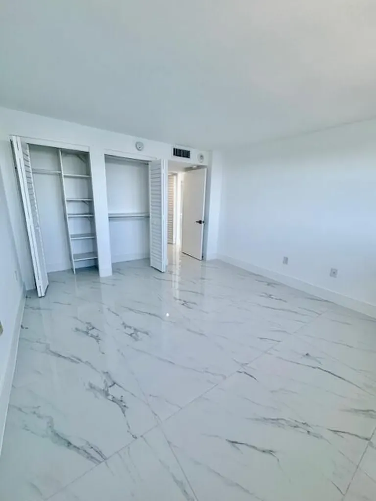 5600 N Flagler Drive West Palm Beach FL 33407