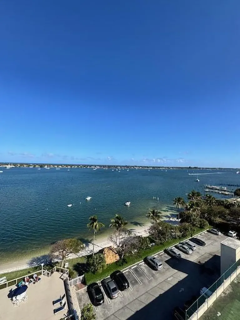 5600 N Flagler Drive West Palm Beach FL 33407