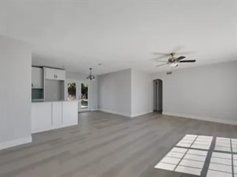 2064 Atlantic Boulevard Vero Beach FL 32960