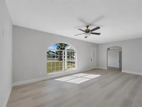 2064 Atlantic Boulevard Vero Beach FL 32960