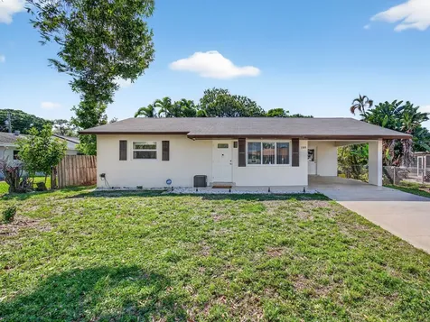 1109 NW 8th Street Boynton Beach FL 33426
