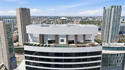 225 N Miami Avenue Miami FL 33128