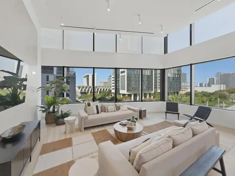 225 N Miami Avenue Miami FL 33128