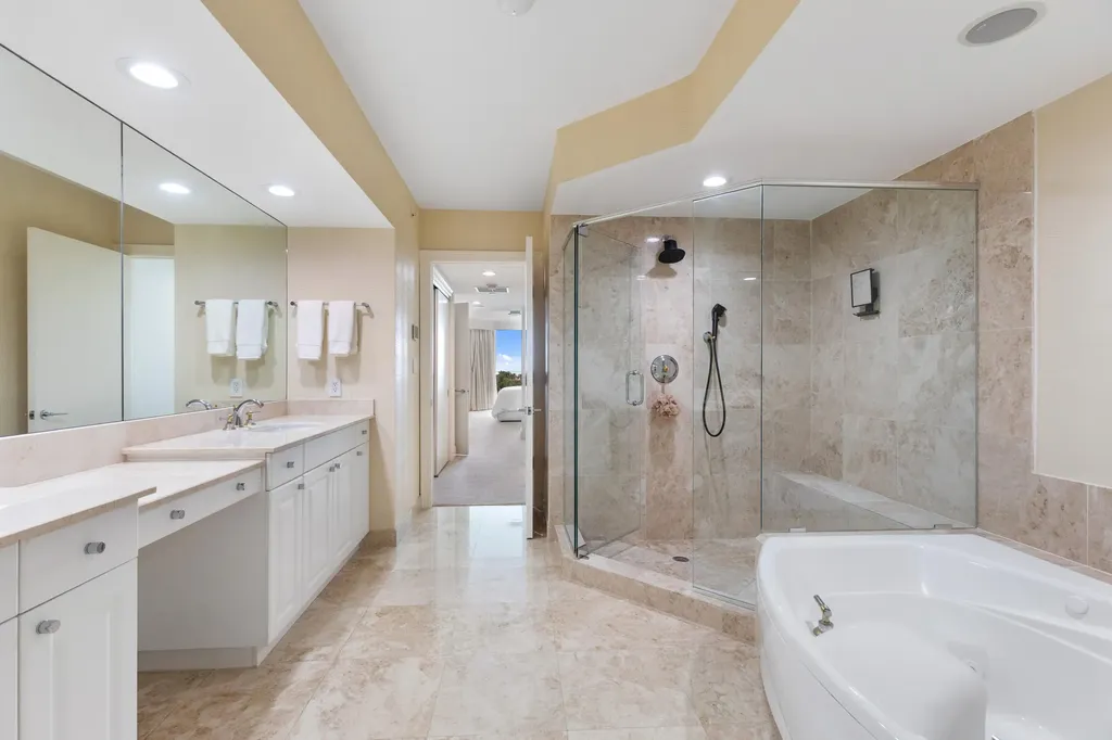 20201 E Country Club Drive Aventura FL 33180