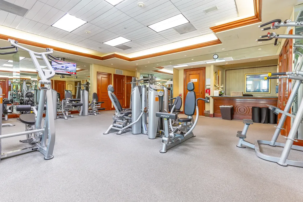 20201 E Country Club Drive Aventura FL 33180