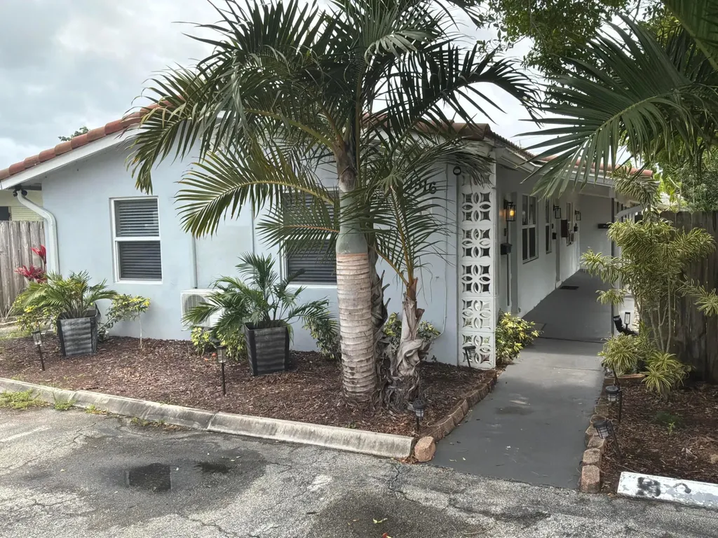 1516 N Dixie Highway Fort Lauderdale FL 33304