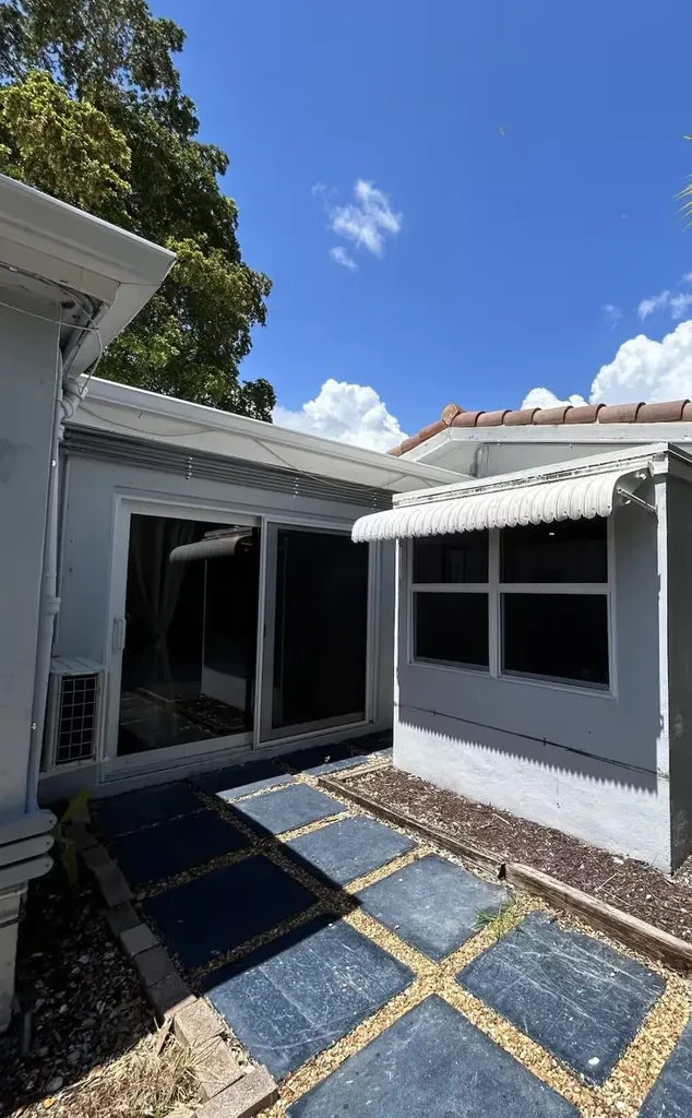 1516 N Dixie Highway Fort Lauderdale FL 33304