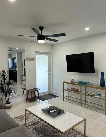 1516 N Dixie Highway Fort Lauderdale FL 33304