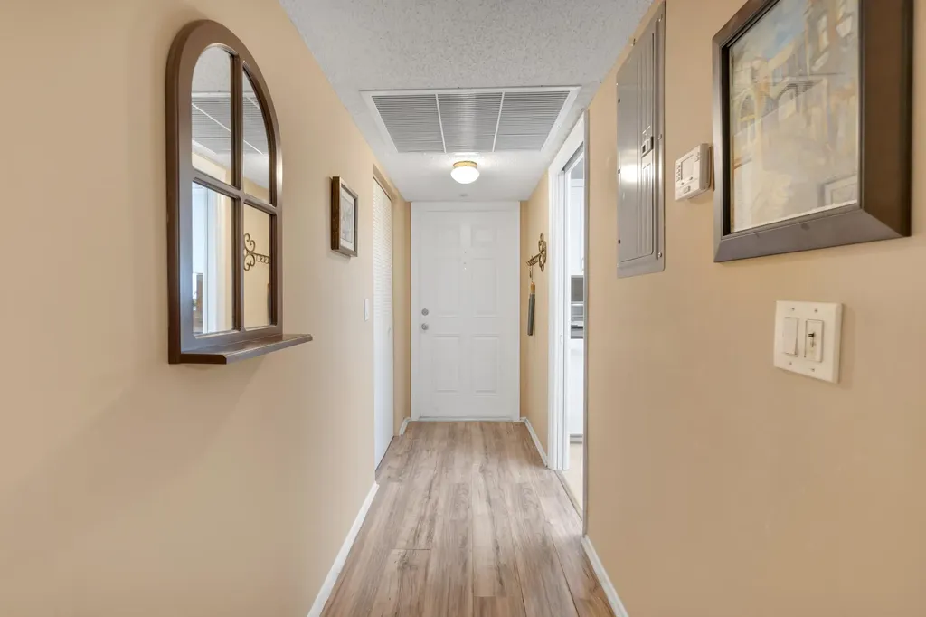 9440 Live Oak Place Davie FL 33324