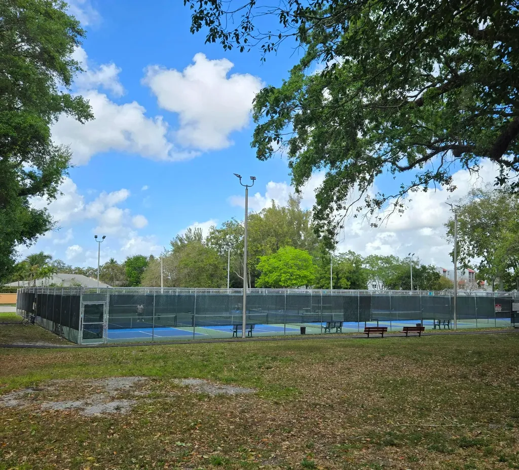 9440 Live Oak Place Davie FL 33324