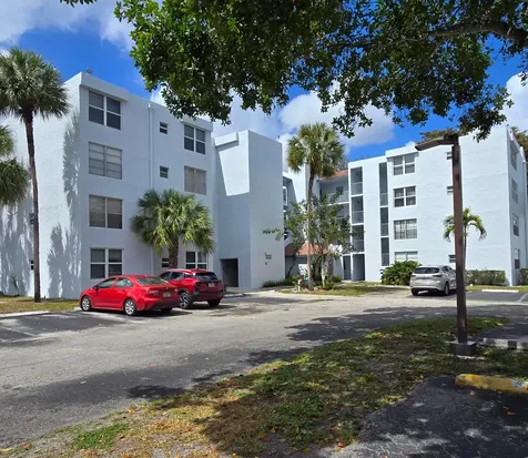 9440 Live Oak Place Davie FL 33324