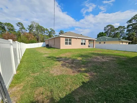 1858 SW Lennox Street Port St Lucie FL 34953