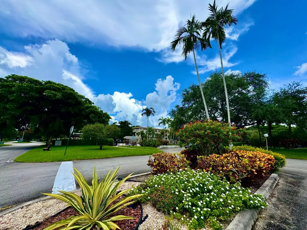 4401 Martinique Court Coconut Creek FL 33066