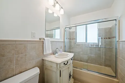 349 NE 29th Street Wilton Manors FL 33334