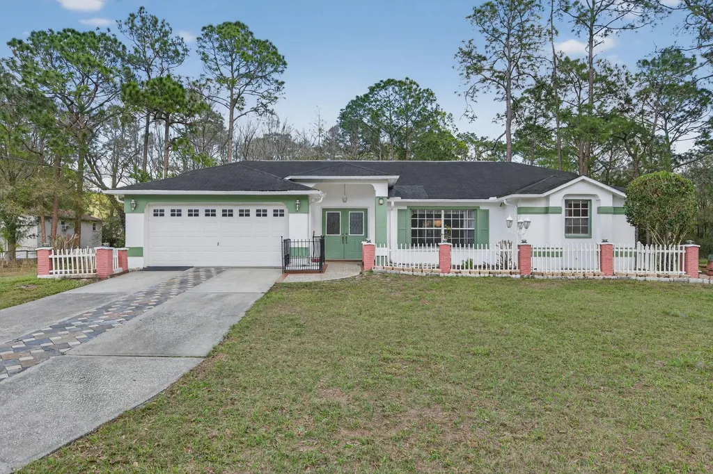 8016 West Drive Wesley Chapel FL 33544