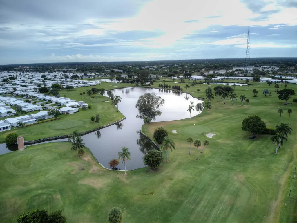 132 NW 10th Court Boynton Beach FL 33426