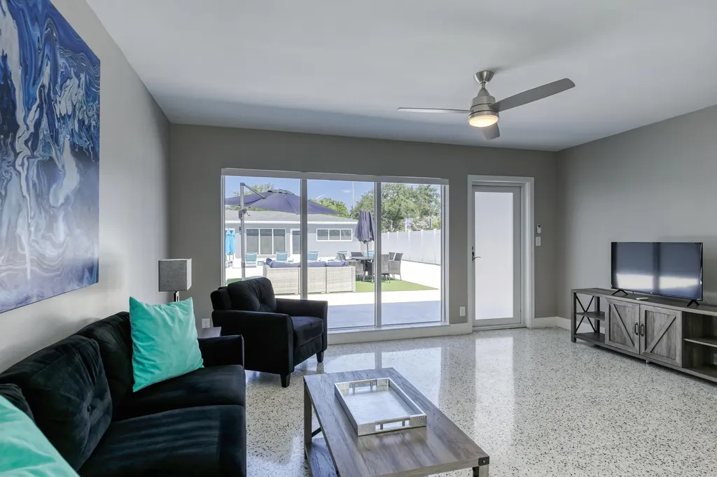 2009 NE 26th Street Wilton Manors FL 33305