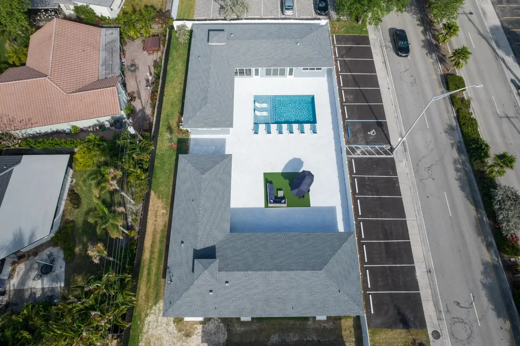 2009 NE 26th Street Wilton Manors FL 33305