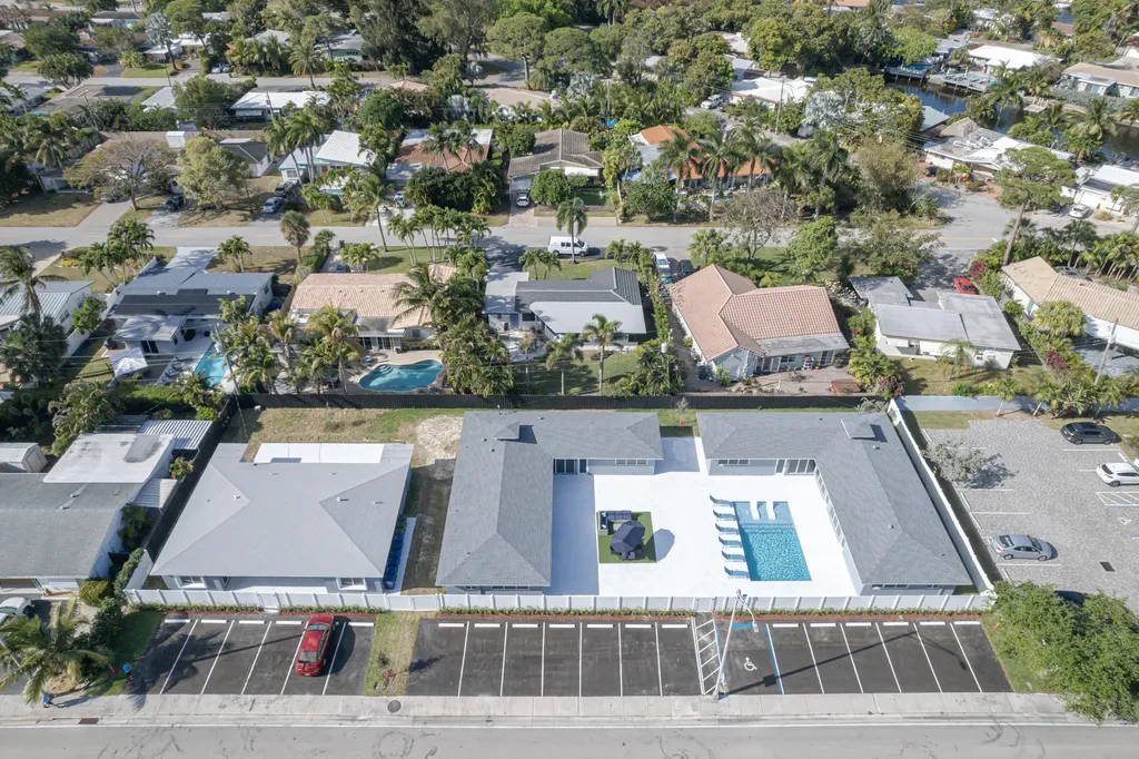 2009 NE 26th Street Wilton Manors FL 33305