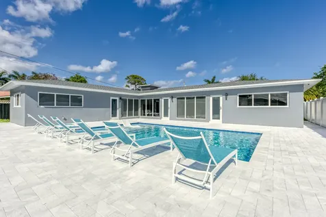 2009 NE 26th Street Wilton Manors FL 33305