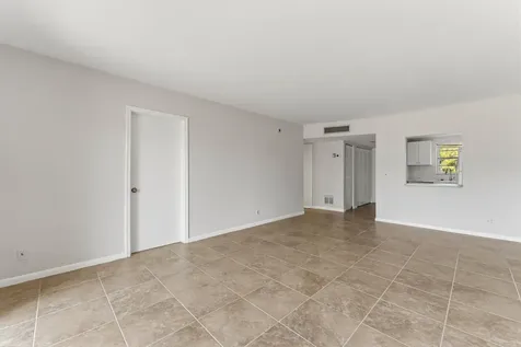 1638 Embassy Drive West Palm Beach FL 33401